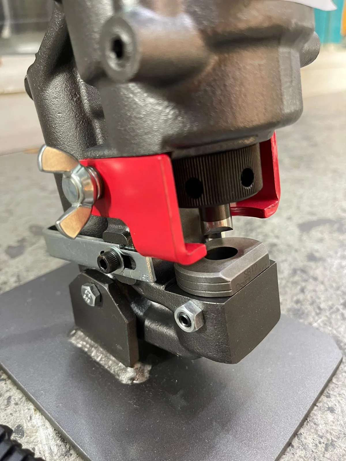 Ogura Hydraulic Hole Puncher | Model : OG-HPC-156W