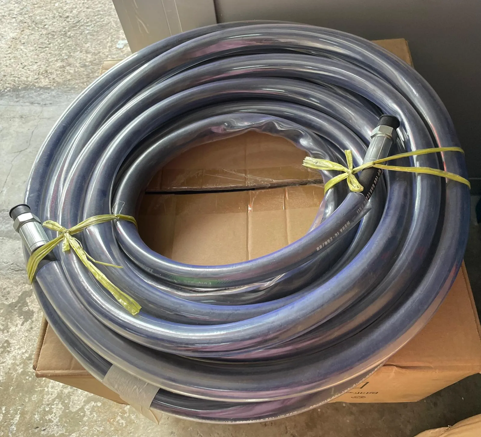 Pressure Hose With Rubber Insulation 2 X 3/8 Male (Not Include Coupling) | Model : HOSE-