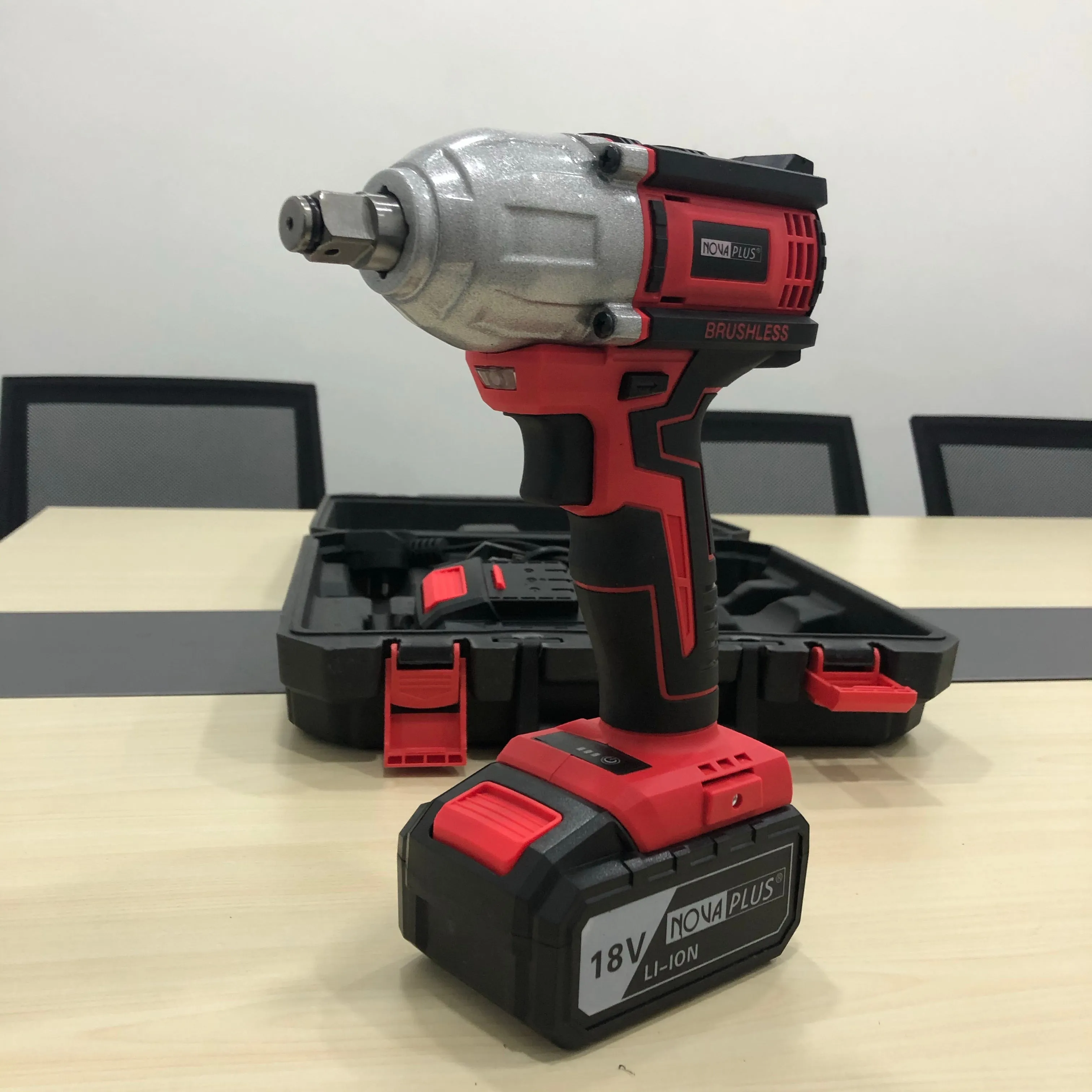 Refer : NBT-CIW-21F-700 XXX Nova Plus (NovaPlus) Impact Wrench 18V 1/2 Come with 18V 3.0Ah Battery and 1x Charger | Model : NP9910