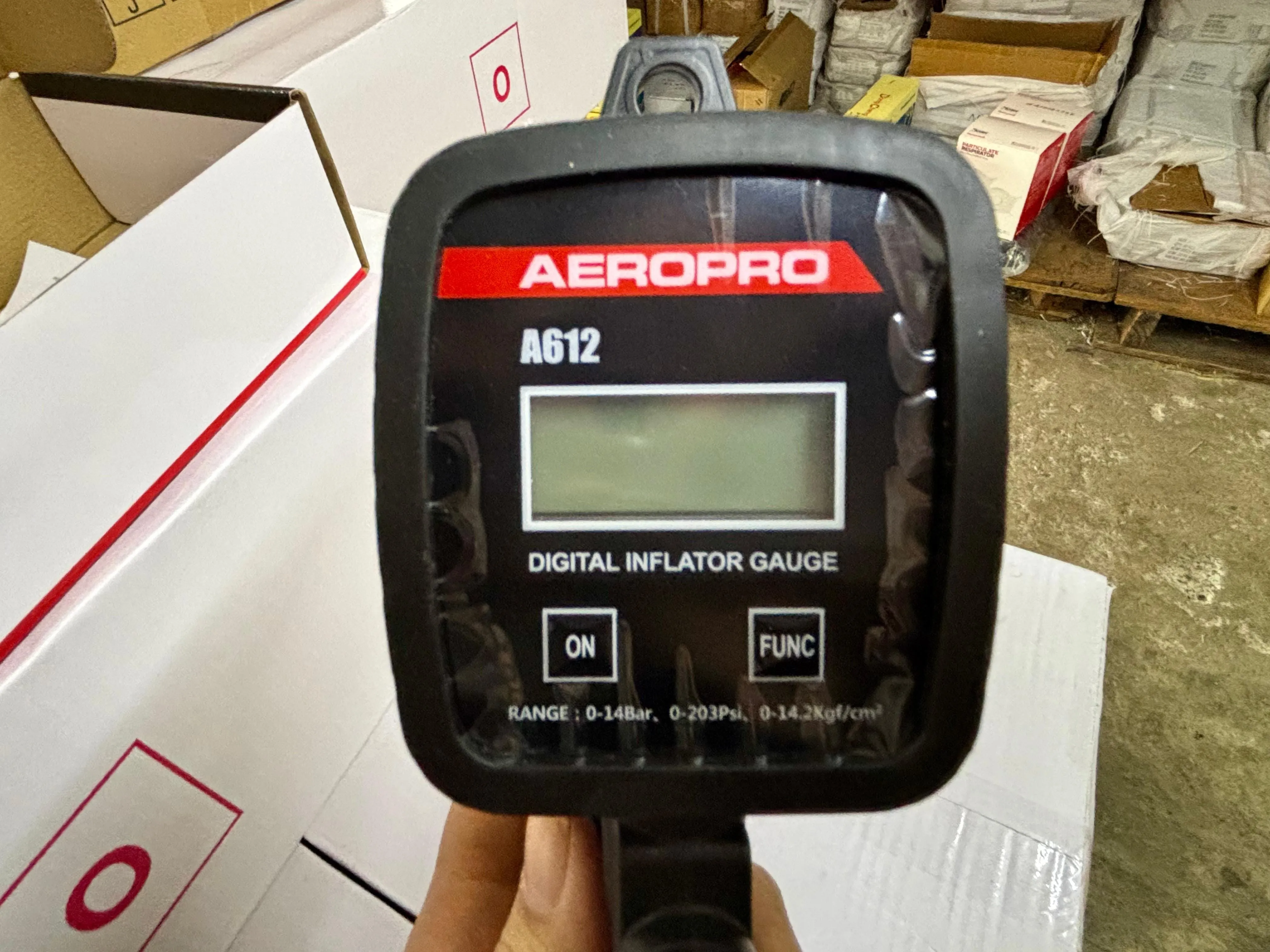 Rong Peng Aeropro Tyre Inflating Inflator Gun with Digital Display Gauge | Model : SG-A612