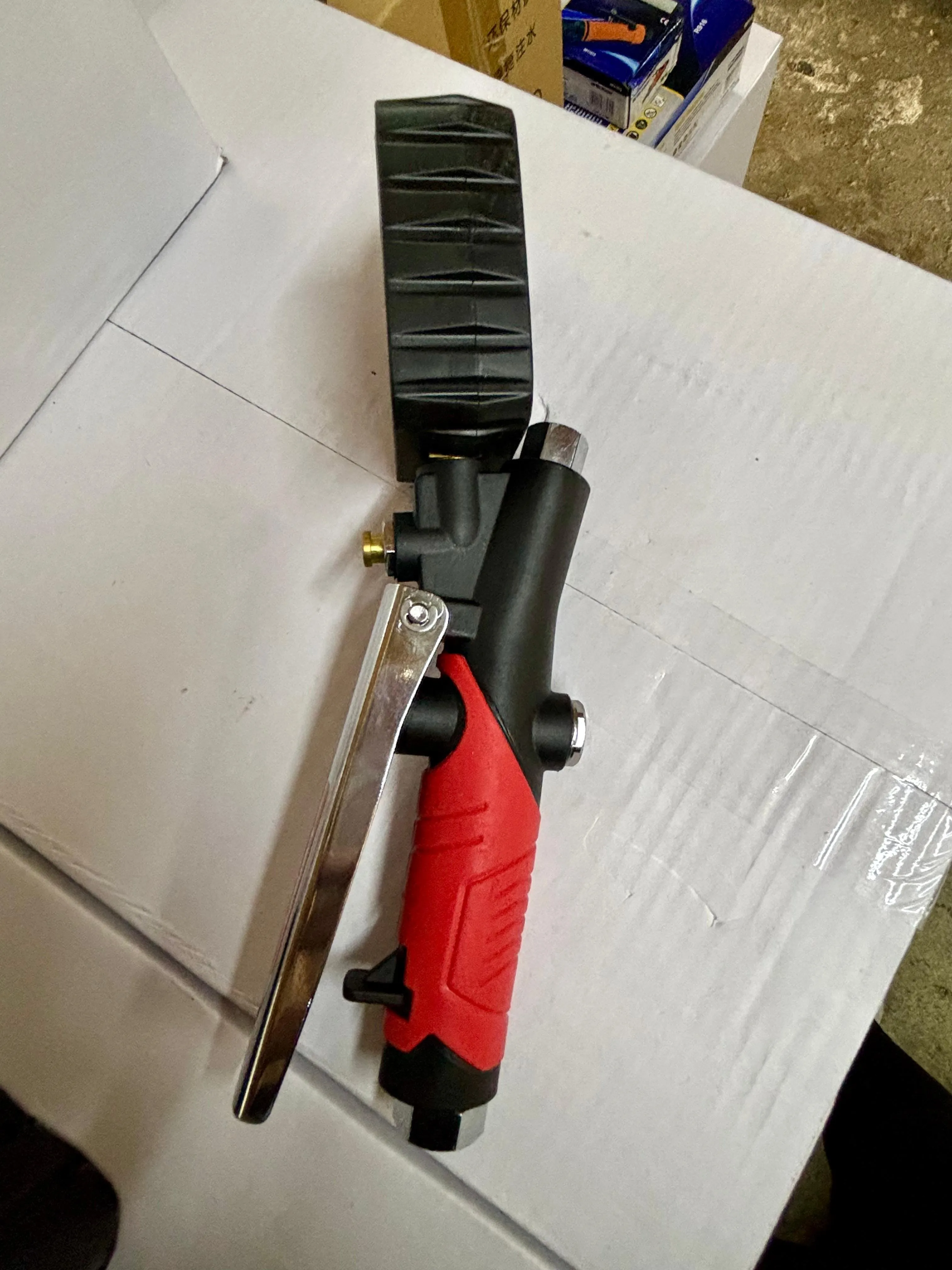 Rong Peng Aeropro Tyre Inflating Inflator Gun with Digital Display Gauge | Model : SG-A612