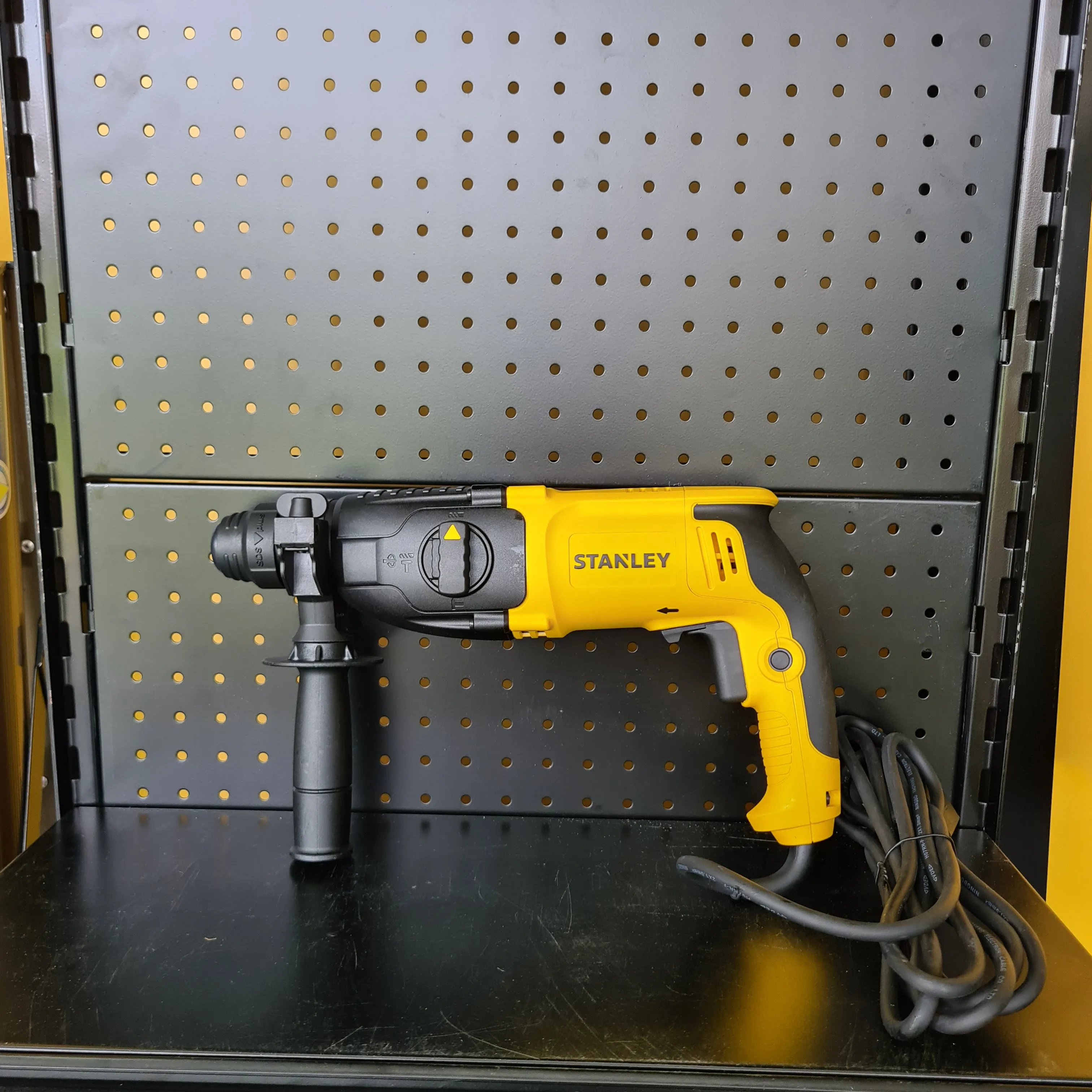Stanley 26mm (1) SDS Plus 3 Mode Rotary Hammer | Model : SHR263KA-XD