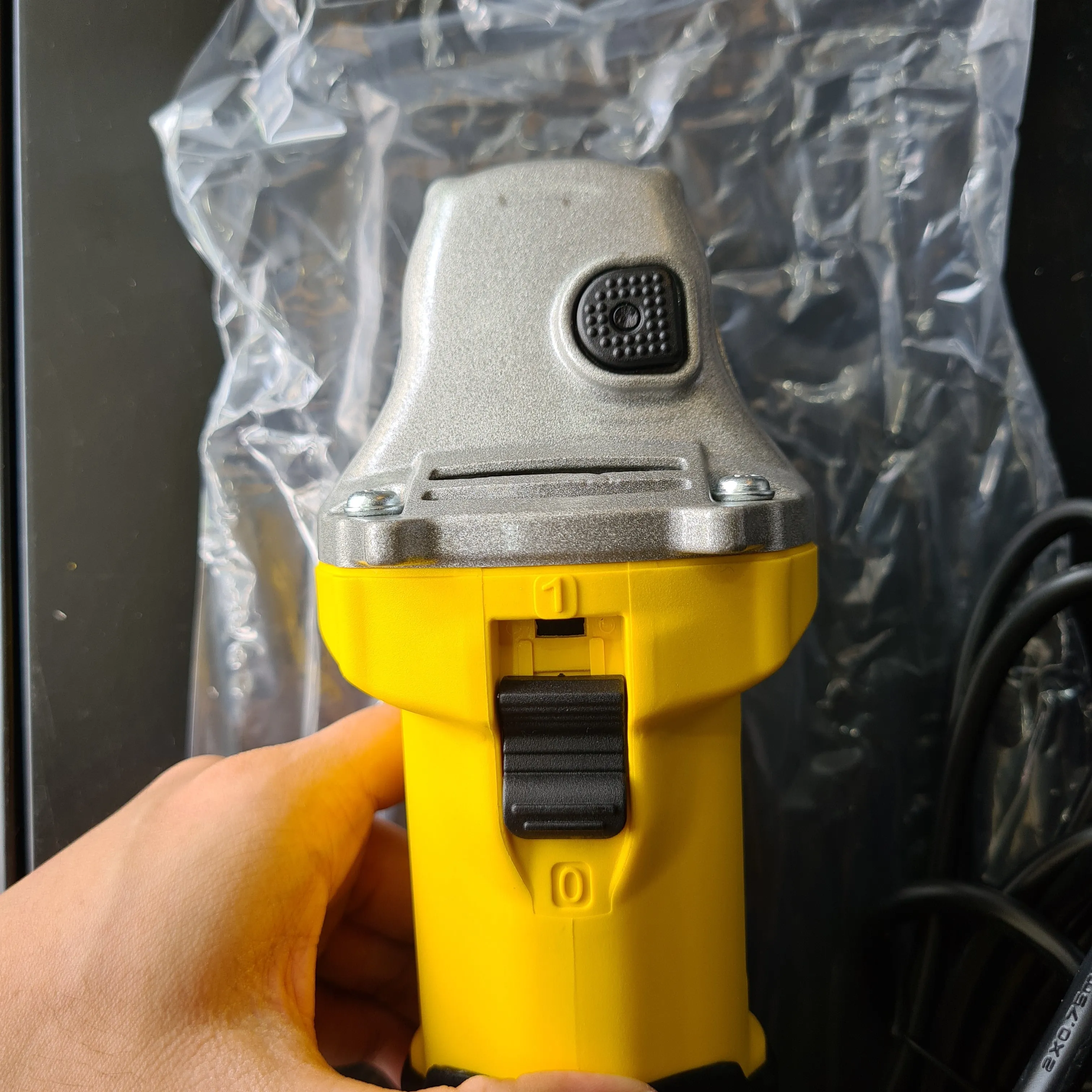 Stanley 4 580W Angle Grinder (Disc Grinding Machine) | Model : STGS5100-XD