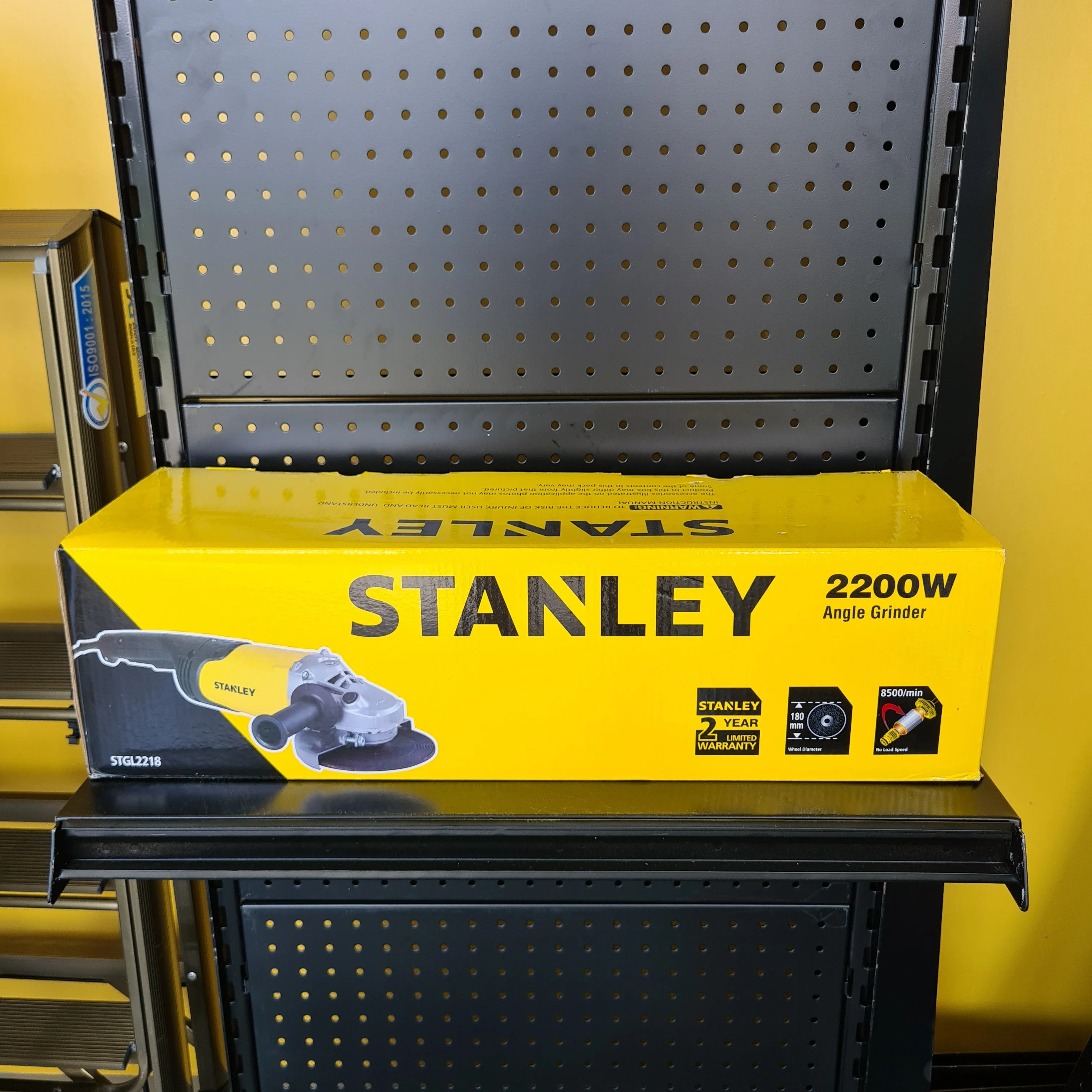 Stanley 7 2200W 180mm Angle Grinder (Disc Grinding Machine) | Model : STGL2218-B1
