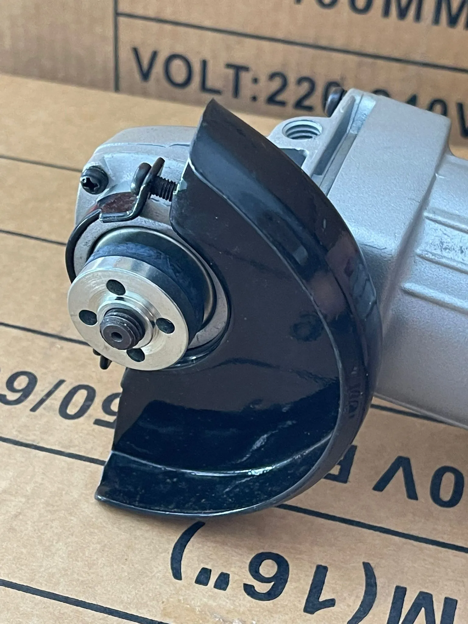 Tropic 4 680W 110V Grinder  TAG-680AS | Model : T-TAG680AS