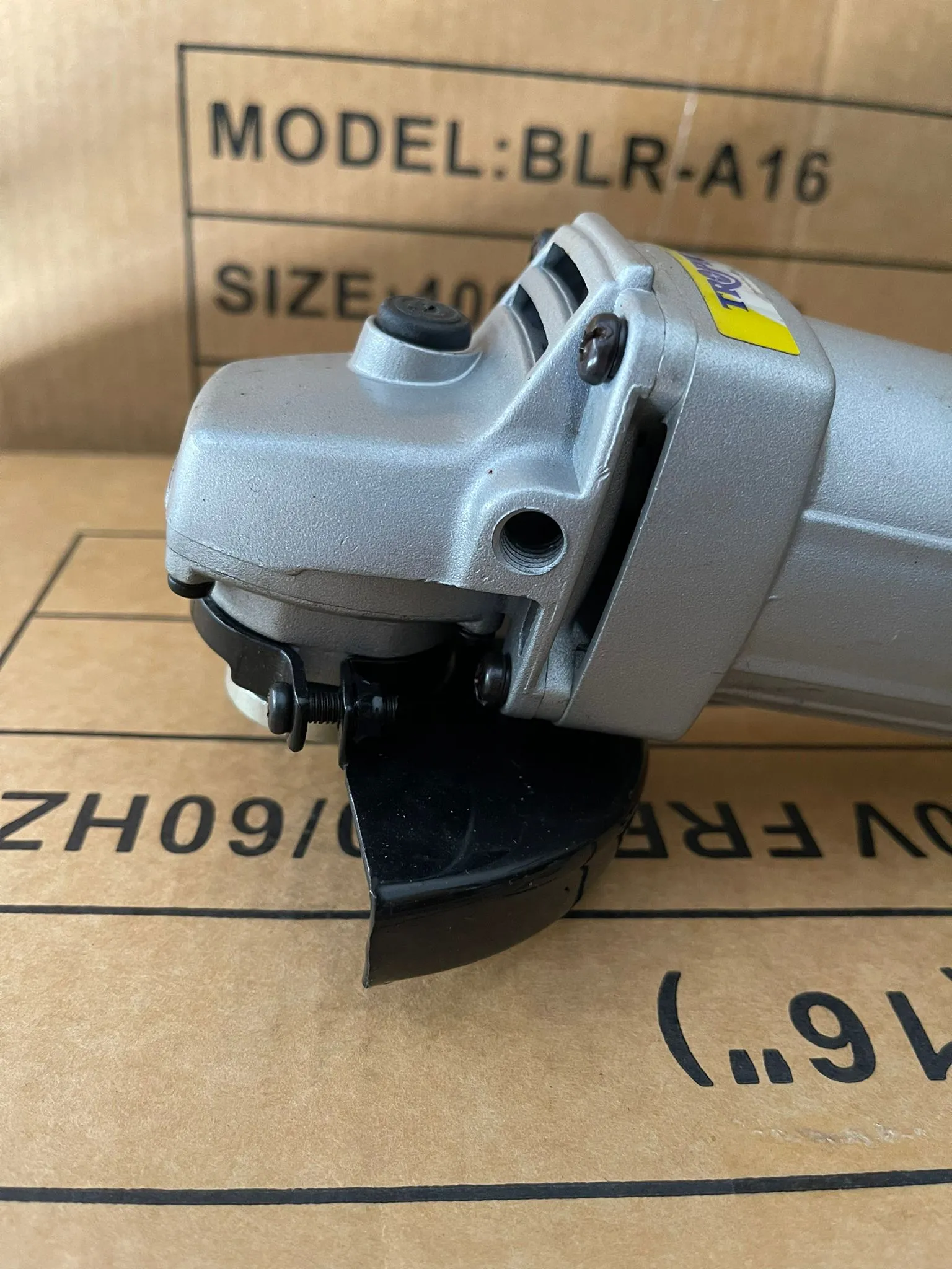 Tropic 4 680W 110V Grinder  TAG-680AS | Model : T-TAG680AS