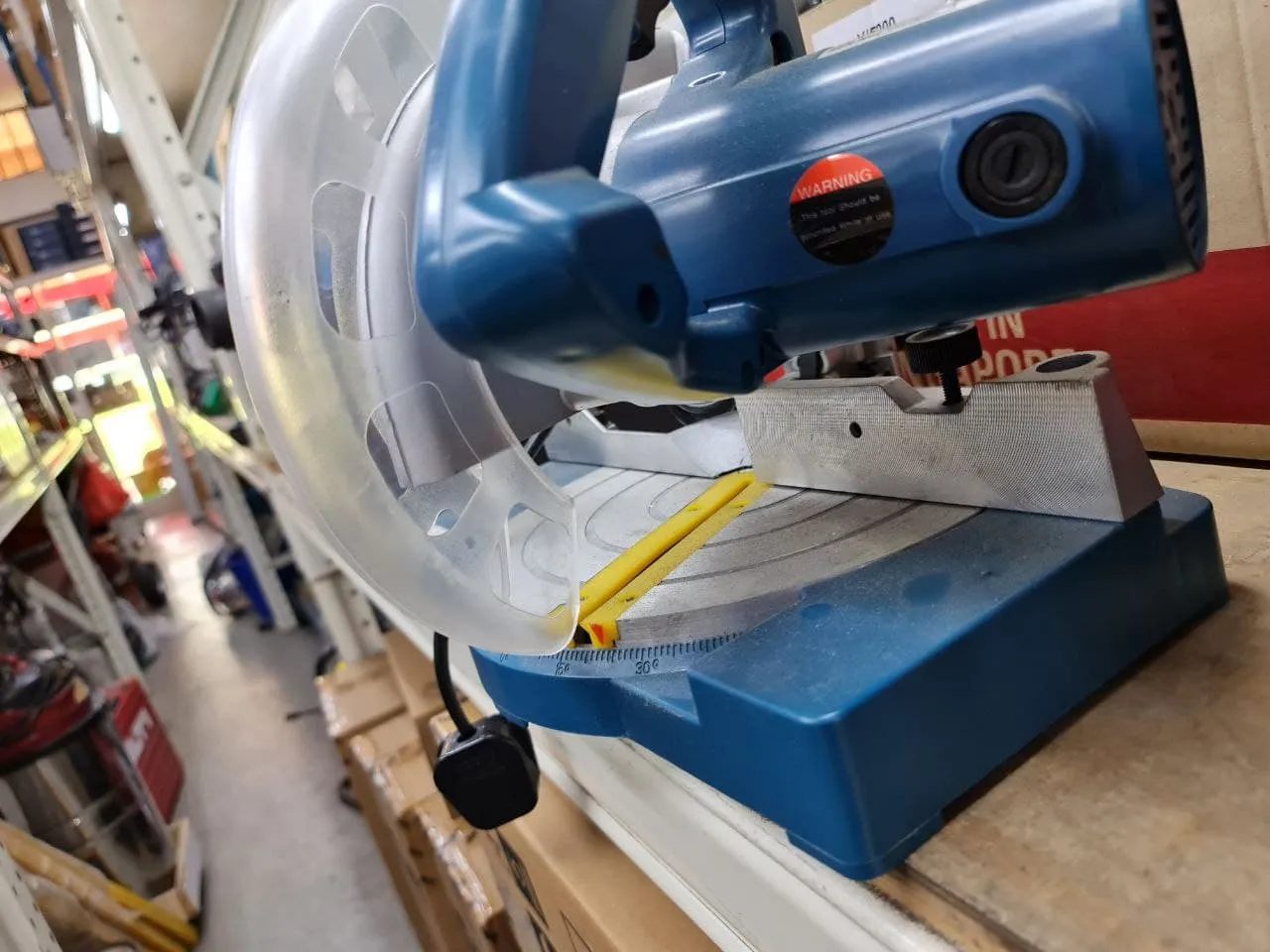 UTC Mitre Saw with 8 .1050W. 220V | Model: UT228