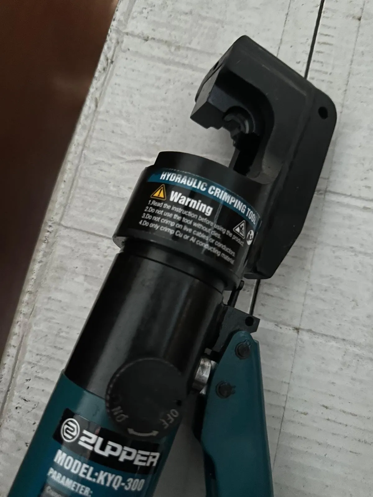 ZUPPER 16-300mm Hydraulic Crimping Tool  With Automatic Safety Device #KYQ-300 | Model: ZUPPER-KYQ-300