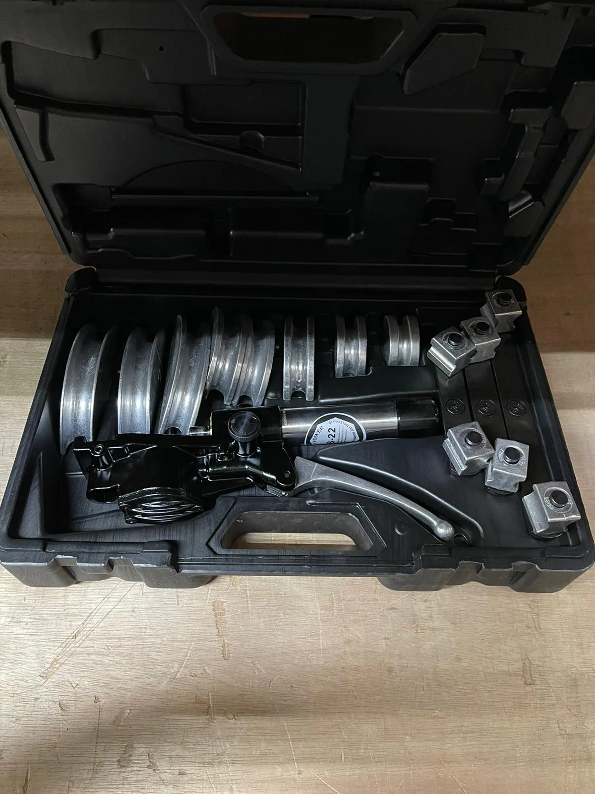 Zupper TB22 Manual Hydraulic Pipe Bender 10-22mm (1/4-7/8) | Model : ZUPPER-TB22
